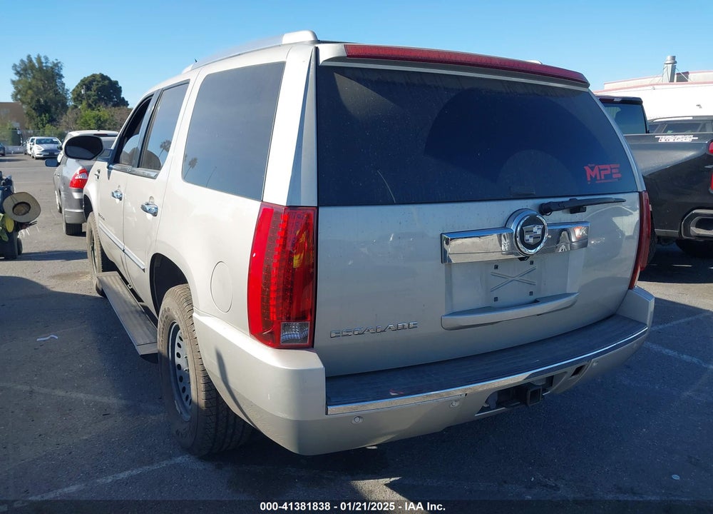 2007 CADILLAC ESCALADE STANDARD VIN: 1GYEC638X7R332979