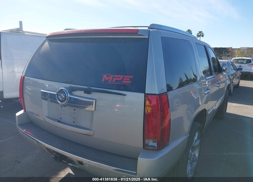 2007 CADILLAC ESCALADE STANDARD VIN: 1GYEC638X7R332979