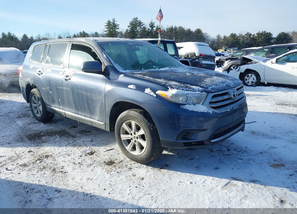 2013 TOYOTA HIGHLANDER BASE V6 VIN: 5TDBK3EH4DS270273
