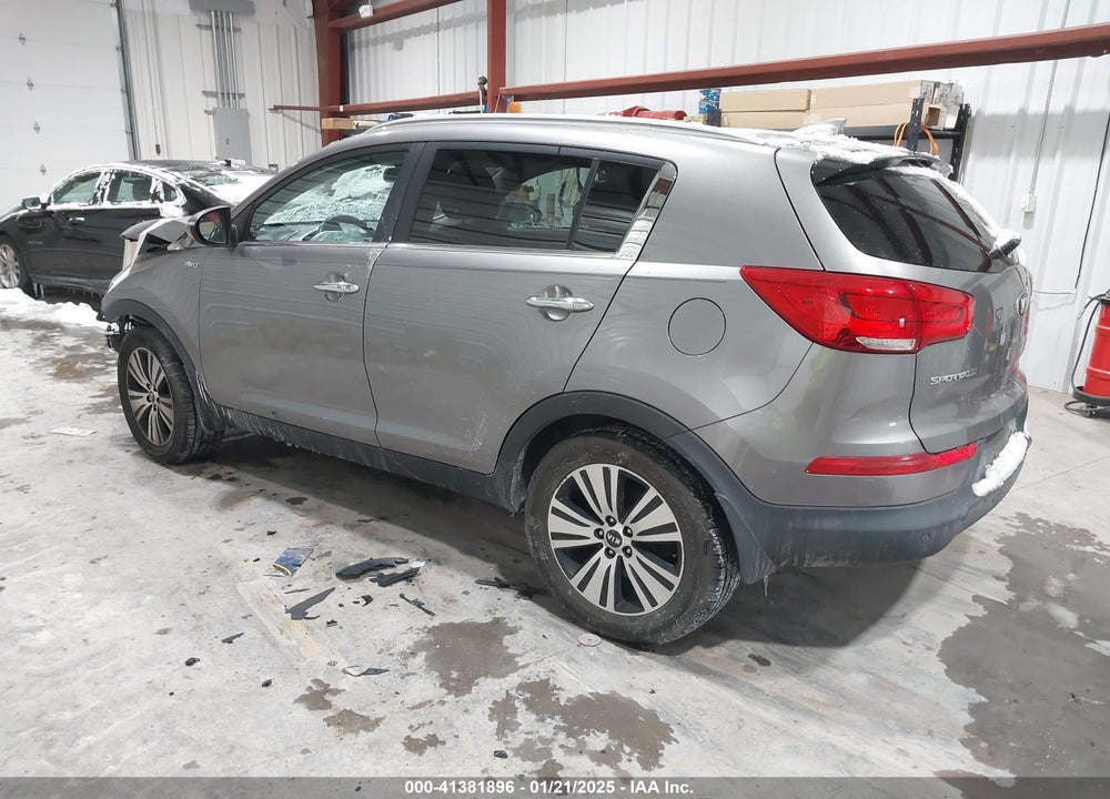 2016 KIA SPORTAGE EX VIN: KNDPCCAC7G7834204