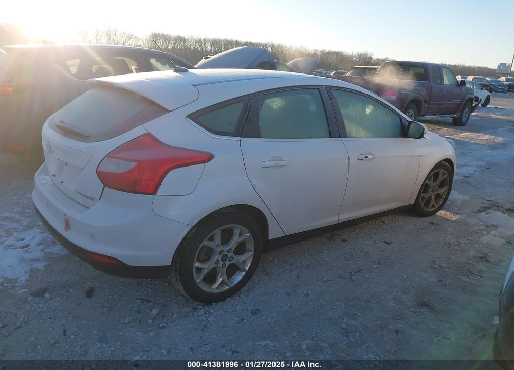 2012 FORD FOCUS TITANIUM VIN: 1FAHP3N29CL233541