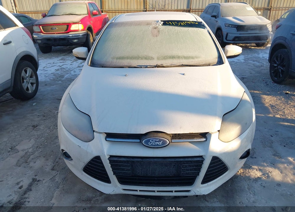 2012 FORD FOCUS TITANIUM VIN: 1FAHP3N29CL233541