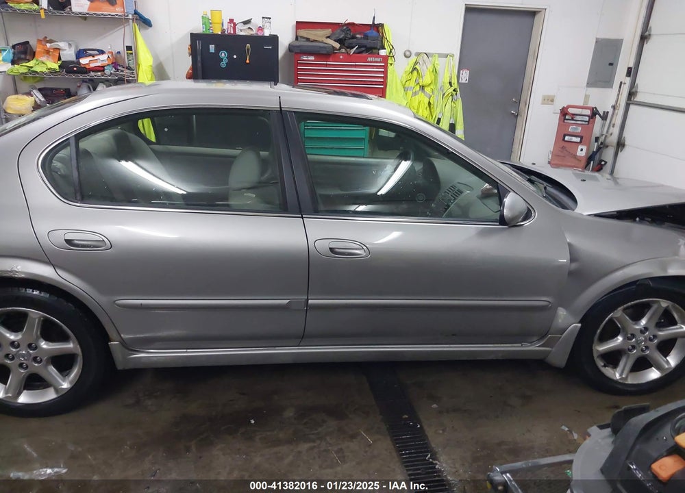 2003 NISSAN MAXIMA SE VIN: JN1DA31A23T434045