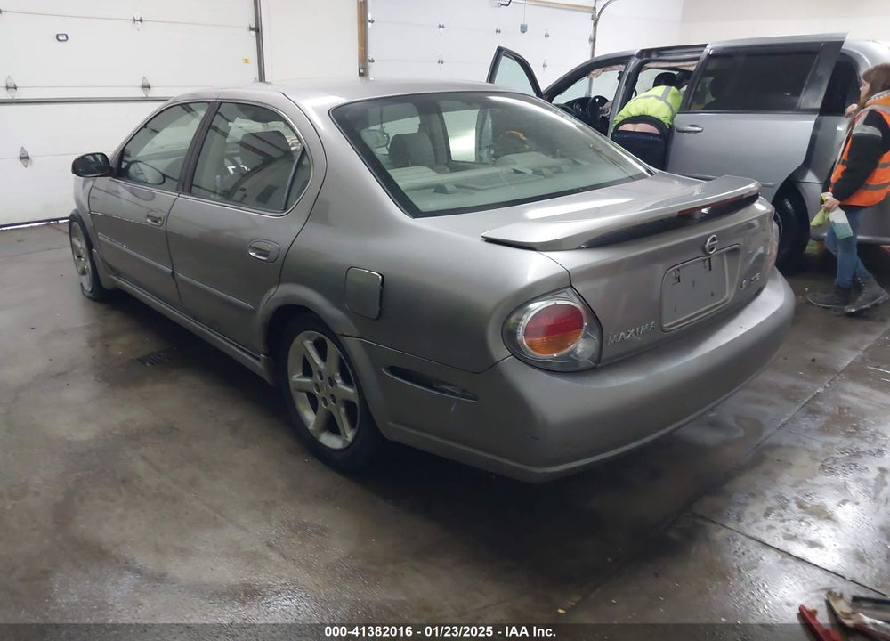 2003 NISSAN MAXIMA SE VIN: JN1DA31A23T434045