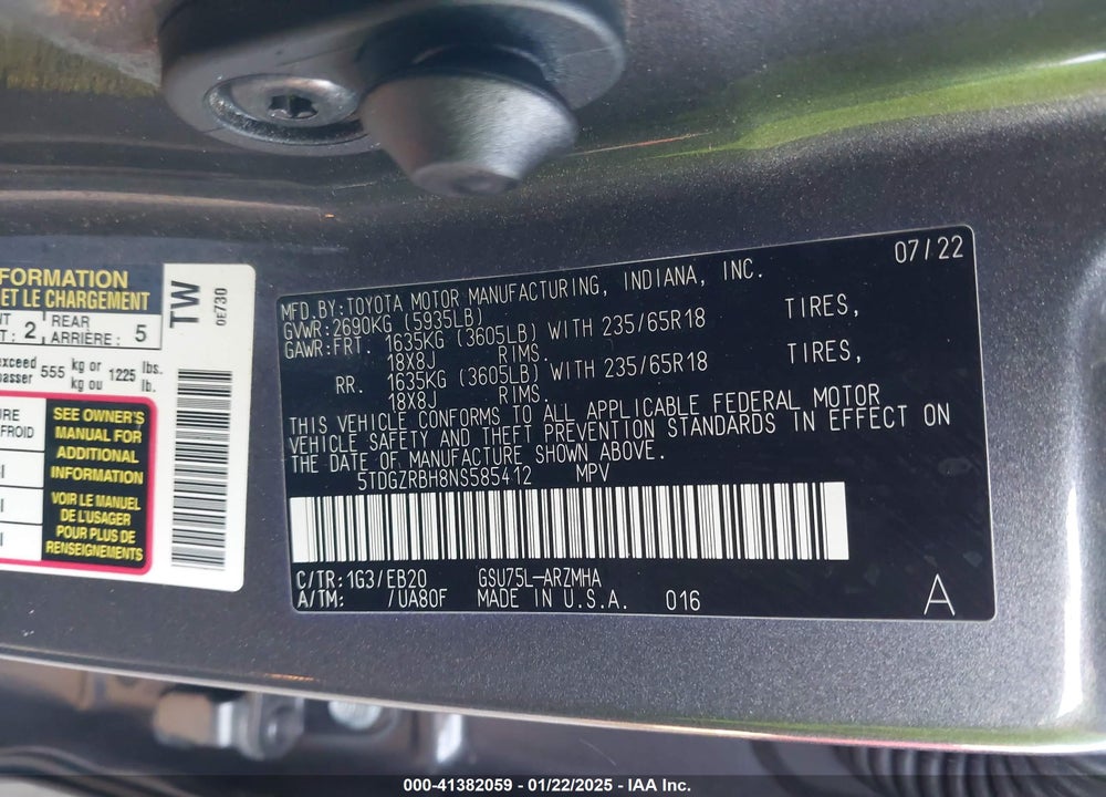 2022 TOYOTA HIGHLANDER XLE VIN: 5TDGZRBH8NS585412