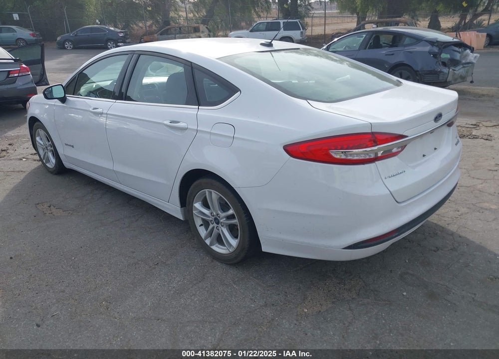 2018 FORD FUSION VIN: 3FA6P0LU6JR225602