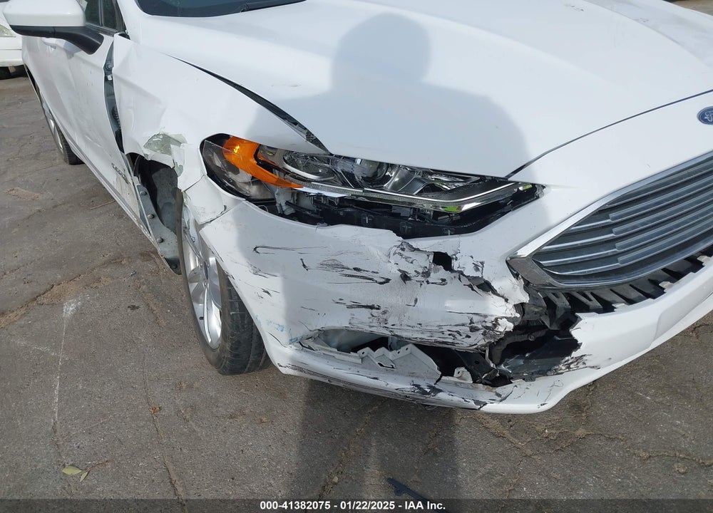 2018 FORD FUSION VIN: 3FA6P0LU6JR225602