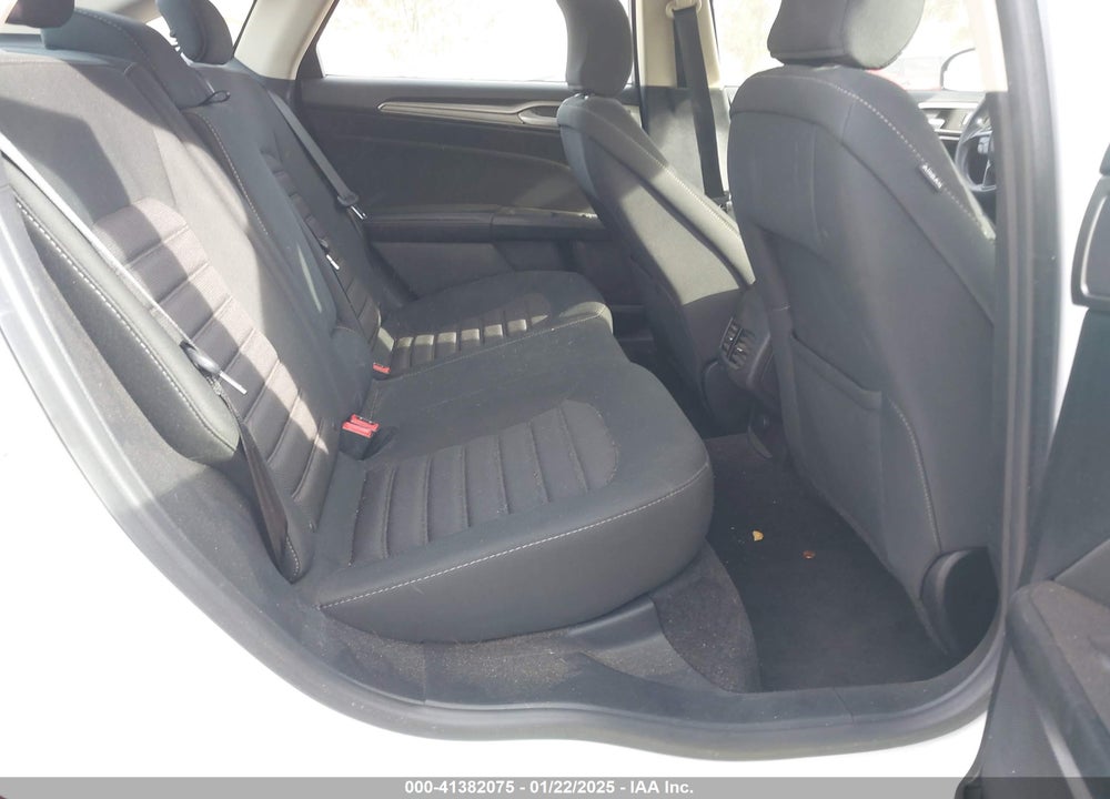 2018 FORD FUSION VIN: 3FA6P0LU6JR225602