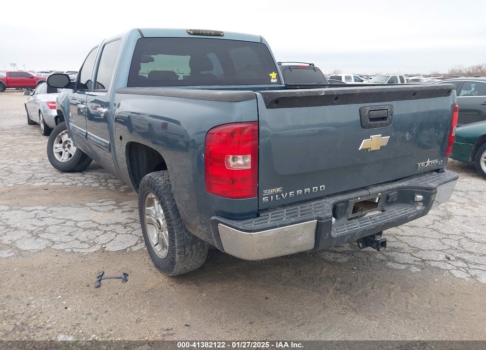 2009 CHEVROLET SILVERADO 1500 LT VIN: 3GCEC23029G266018