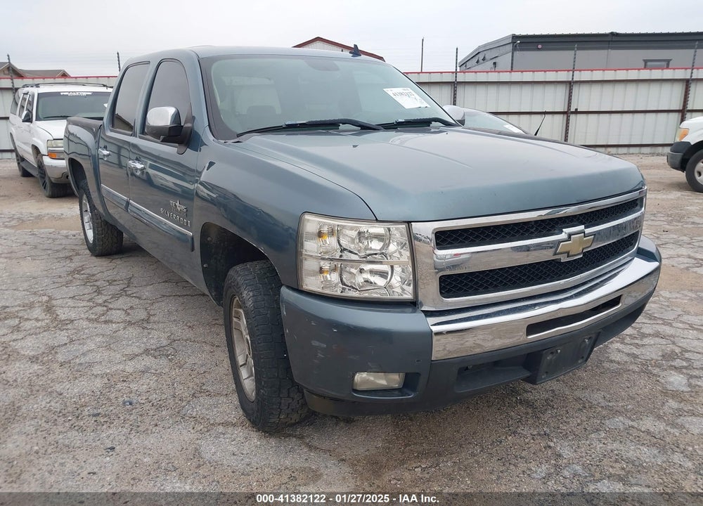 2009 CHEVROLET SILVERADO 1500 LT VIN: 3GCEC23029G266018