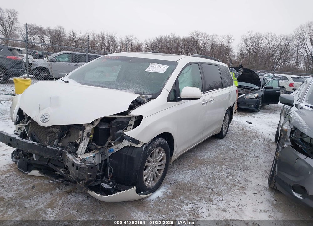 2015 TOYOTA SIENNA VIN: 5TDYK3DC3FS535350