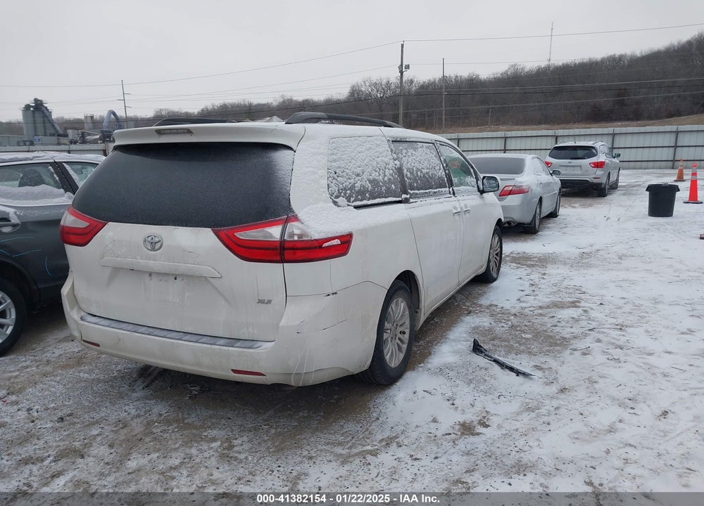 2015 TOYOTA SIENNA VIN: 5TDYK3DC3FS535350