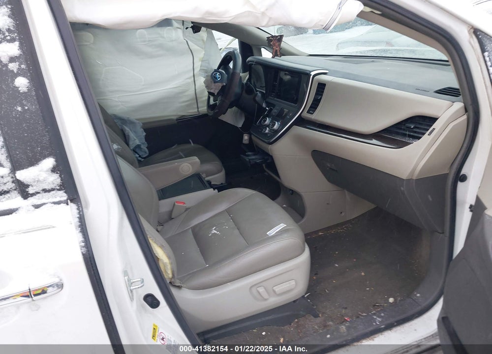 2015 TOYOTA SIENNA VIN: 5TDYK3DC3FS535350