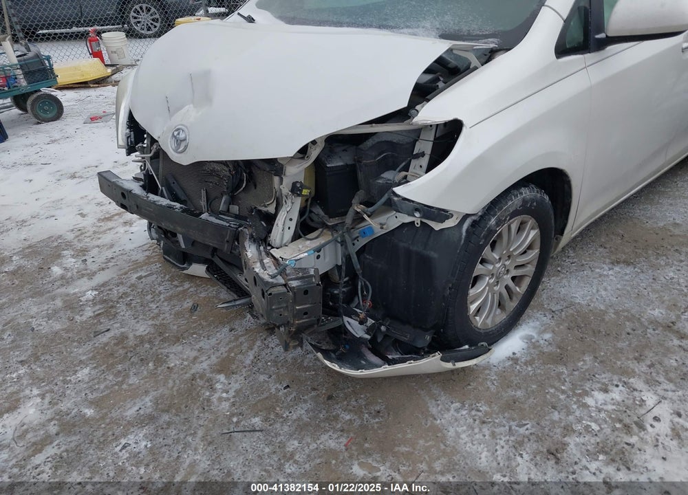 2015 TOYOTA SIENNA VIN: 5TDYK3DC3FS535350