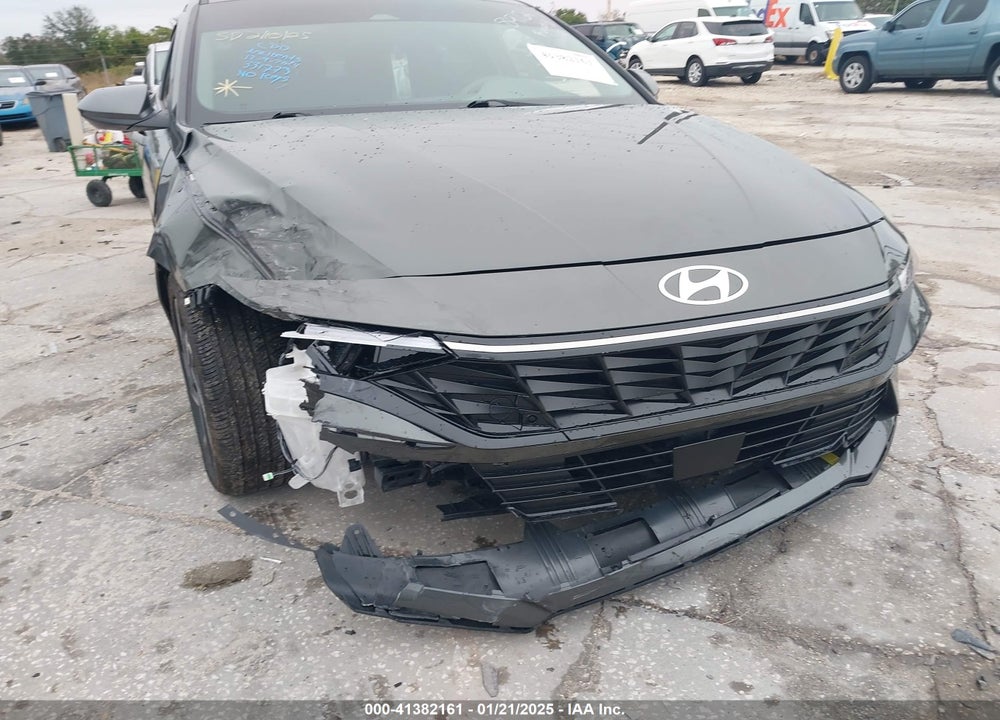 2024 HYUNDAI ELANTRA VIN: KMHLS4DG7RU688912