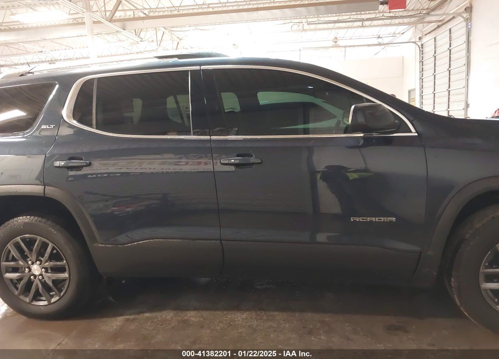 2019 GMC ACADIA SLT-1 VIN: 1GKKNMLA4KZ240239