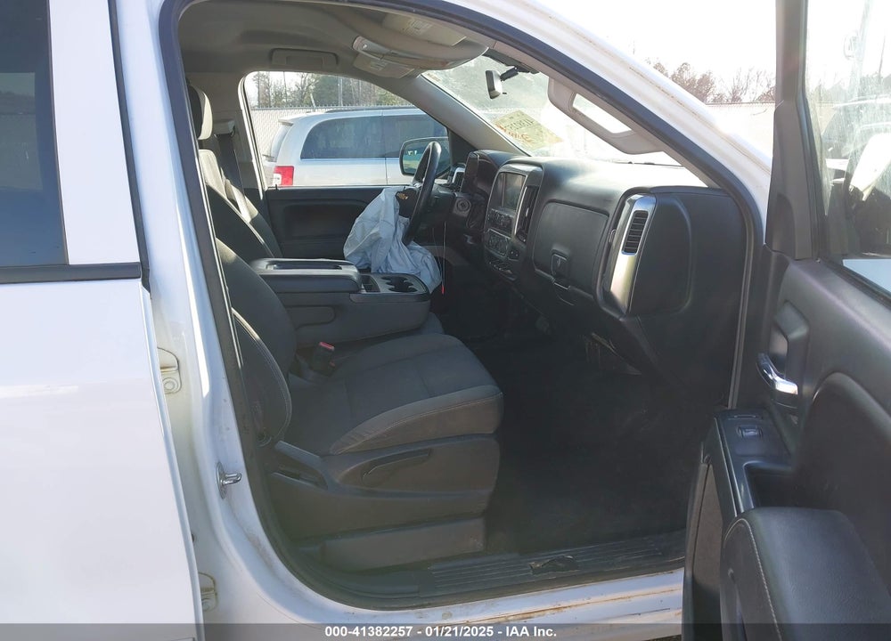 2017 CHEVROLET SILVERADO 1500 1LT VIN: 3GCUKREC9HG149579