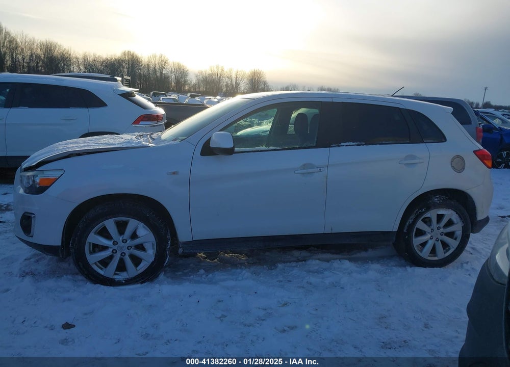 2015 MITSUBISHI OUTLANDER SPORT ES VIN: 4A4AR3AU9FE009541
