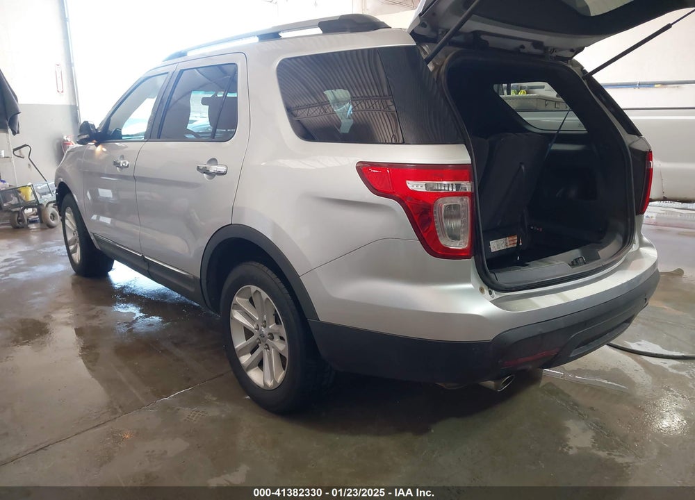 2011 FORD EXPLORER XLT VIN: 1FMHK7D81BGA79836