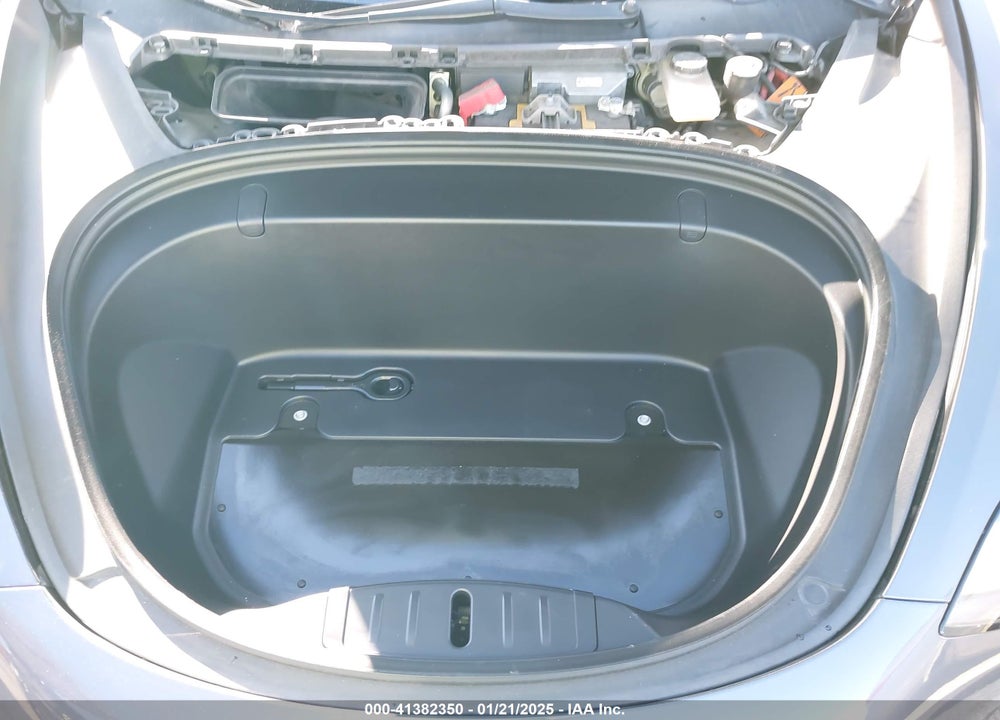 2018 TESLA MODEL 3 VIN: 5YJ3E1EA8JF008498