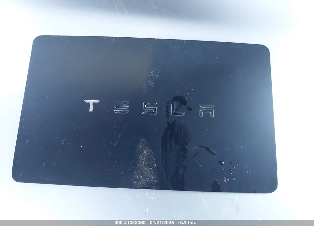 2018 TESLA MODEL 3 VIN: 5YJ3E1EA8JF008498