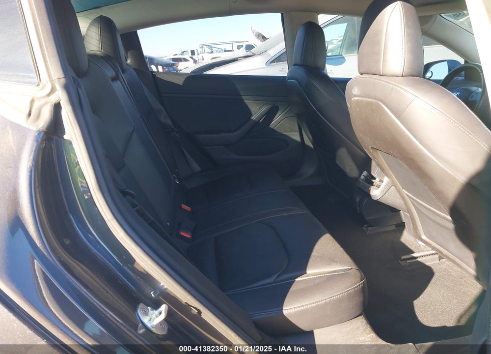 2018 TESLA MODEL 3 VIN: 5YJ3E1EA8JF008498