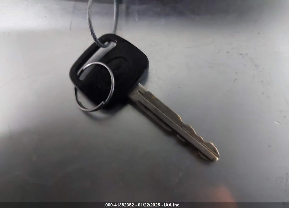2005 PONTIAC VIBE VIN: 5Y2SL63855Z410638