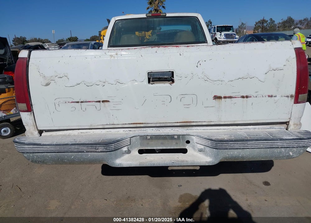1997 CHEVROLET C2500 FLEETSIDE VIN: 1GCFC24M3VE174889