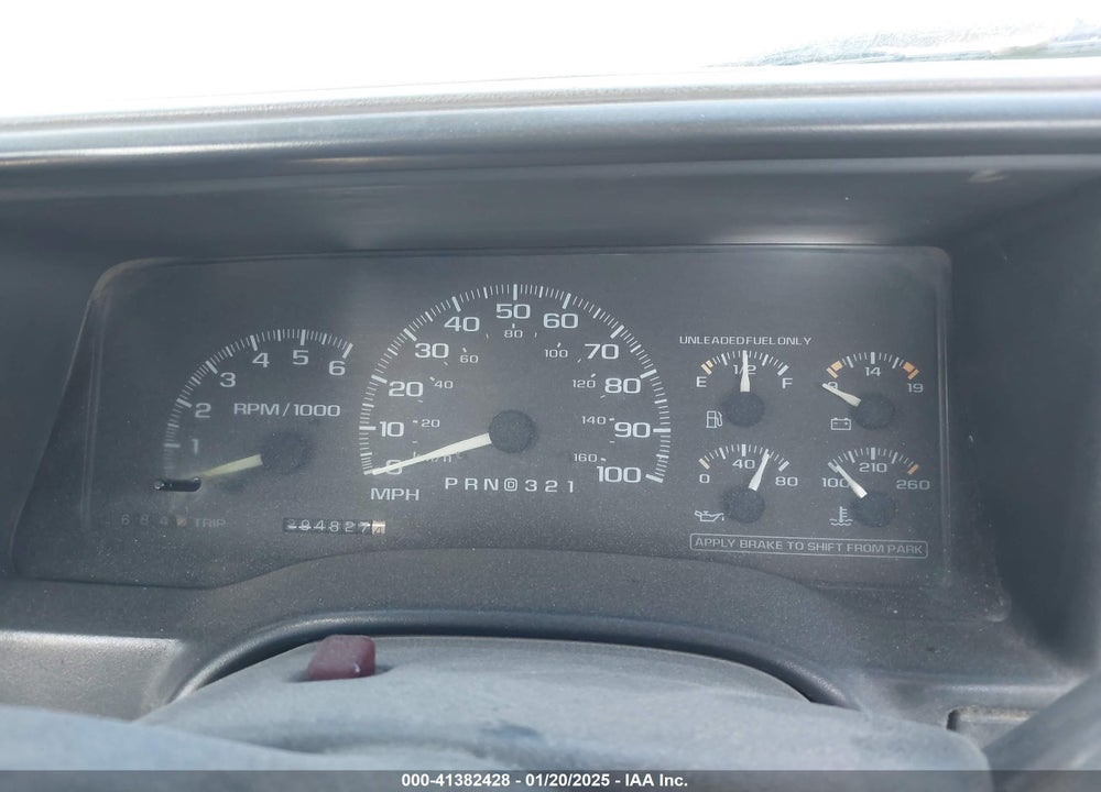 1997 CHEVROLET C2500 FLEETSIDE VIN: 1GCFC24M3VE174889