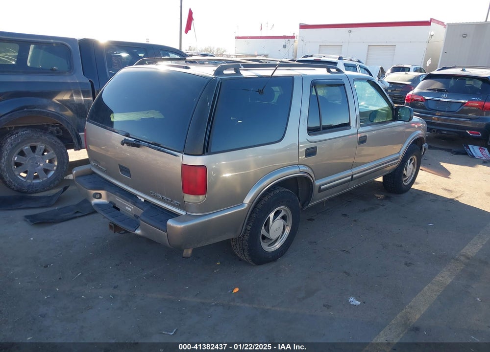 2001 CHEVROLET BLAZER LT VIN: 1GNDT13WX12195102
