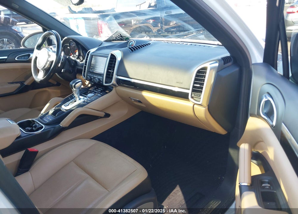 2014 PORSCHE CAYENNE PLATINUM EDITION VIN: WP1AA2A29ELA96437