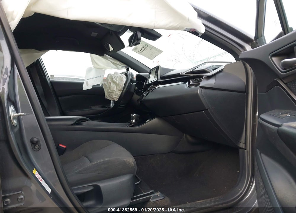 2018 TOYOTA C-HR XLE VIN: NMTKHMBX9JR052226