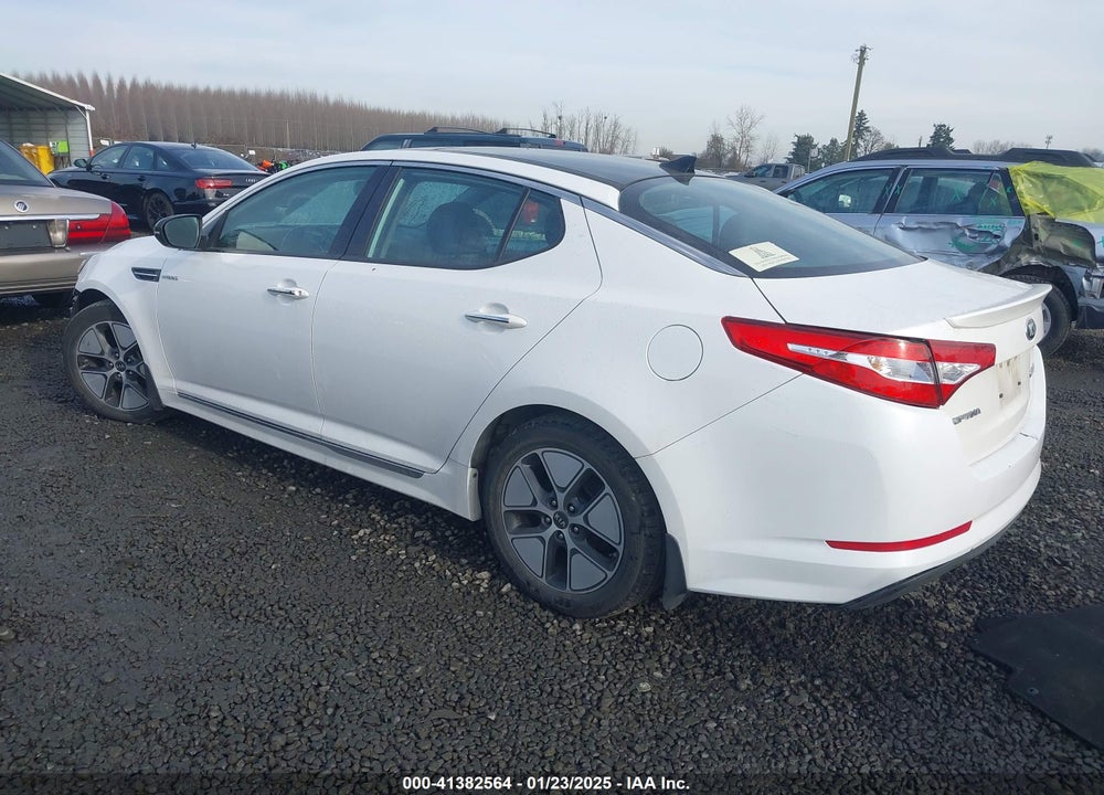 2013 KIA OPTIMA HYBRID VIN: KNAGM4AD9D5058643