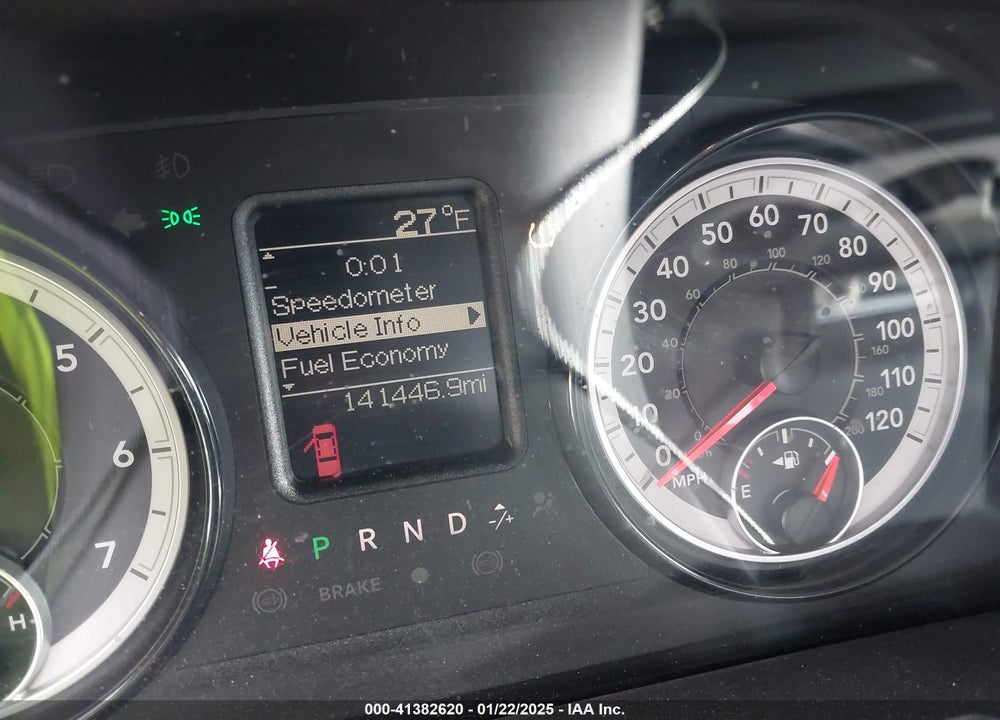 2018 RAM 1500 VIN: 1C6RR7FG3JS285039