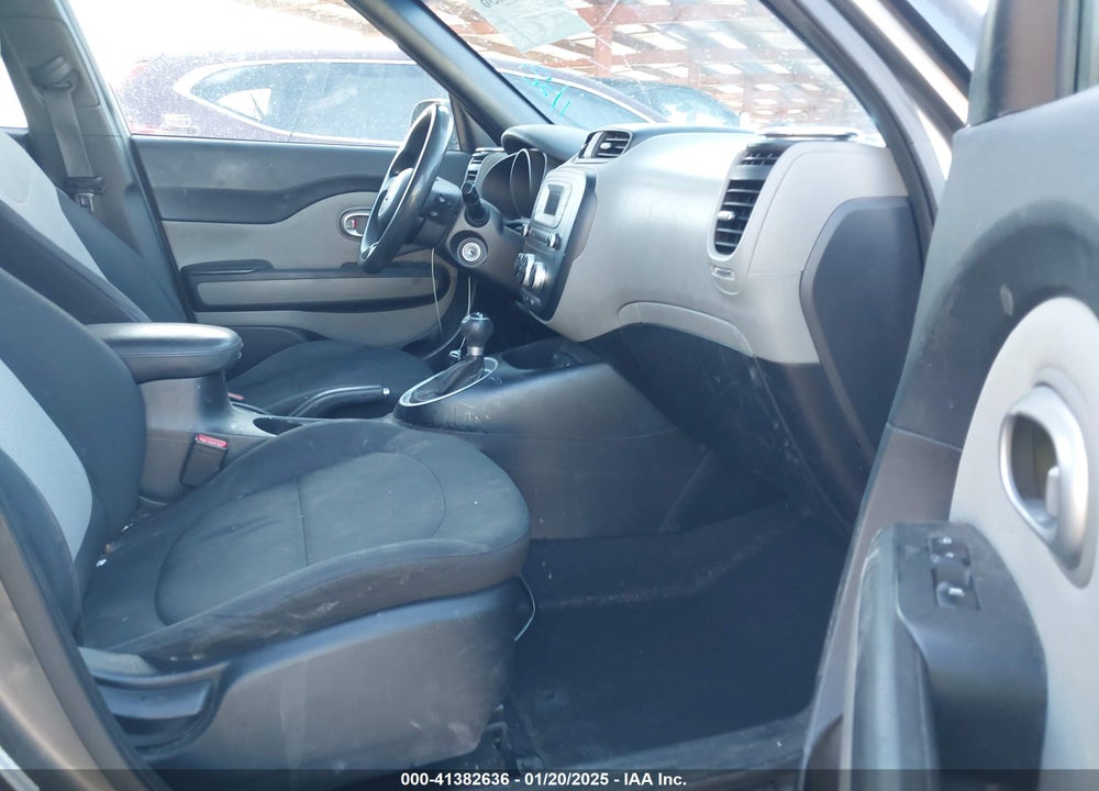 2014 KIA SOUL VIN: KNDJN2A27E7047428