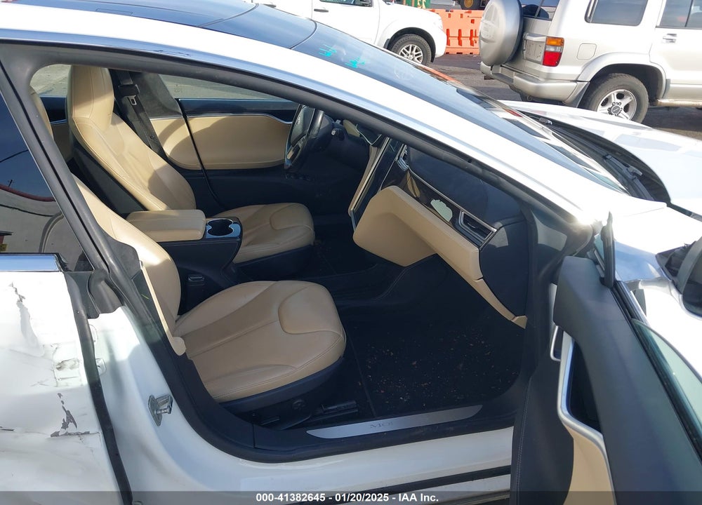 2014 TESLA MODEL S VIN: 5YJSA1H1XEFP62494
