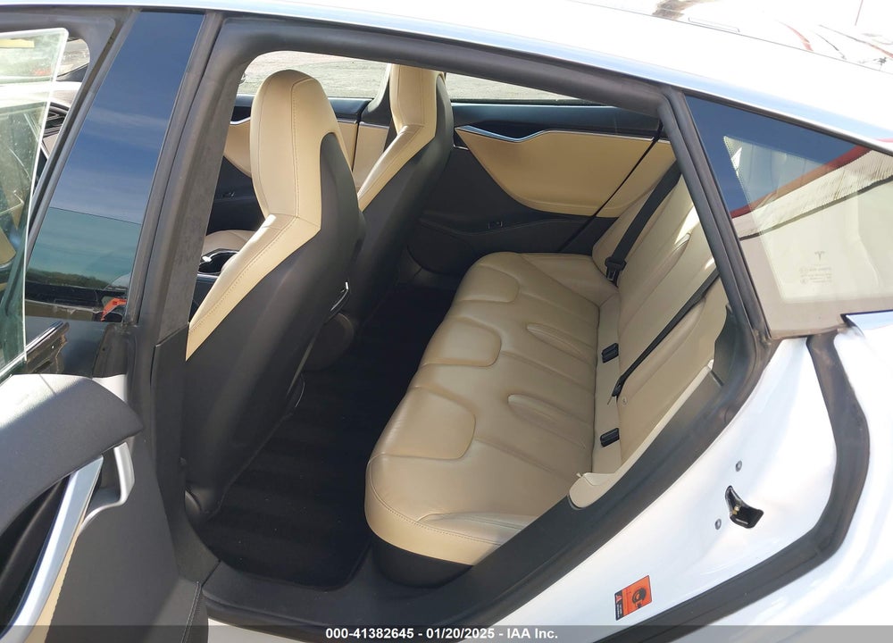 2014 TESLA MODEL S VIN: 5YJSA1H1XEFP62494