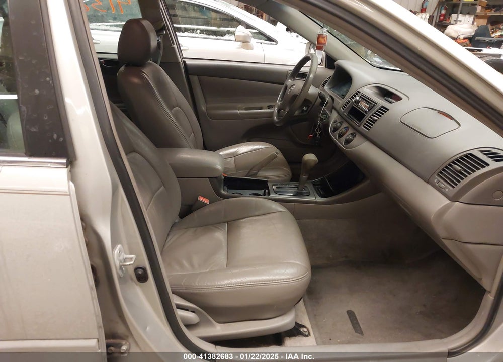 2003 TOYOTA CAMRY LE VIN: 4T1BE32K93U147095