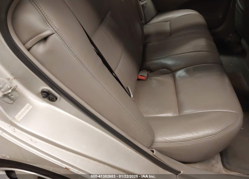 2003 TOYOTA CAMRY LE VIN: 4T1BE32K93U147095