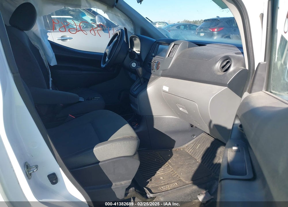 2021 NISSAN NV200  CARGO SV XTRONIC CVT VIN: 3N6CM0KN6MK703723