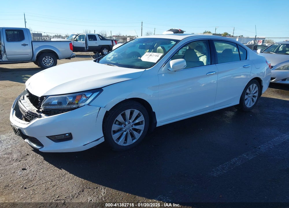 2015 HONDA ACCORD VIN: 1HGCR2F84FA175478