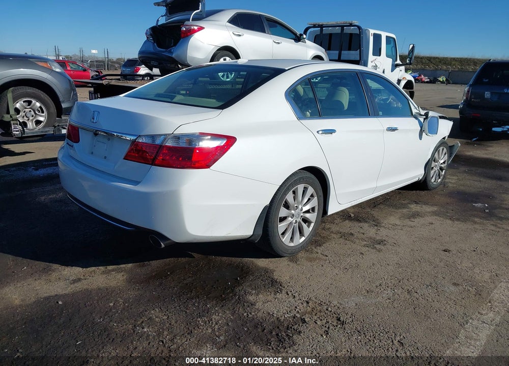 2015 HONDA ACCORD VIN: 1HGCR2F84FA175478