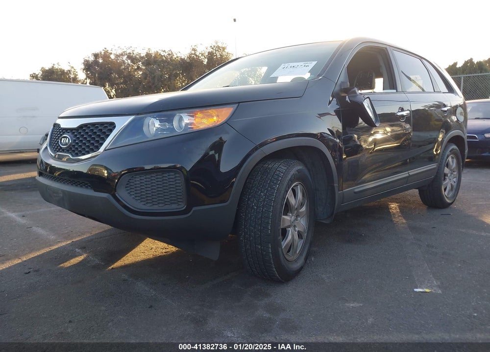 2012 KIA SORENTO LX VIN: 5XYKT3A10CG284303