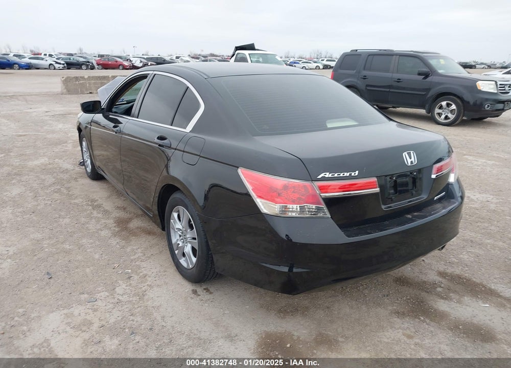 2011 HONDA ACCORD VIN: 1HGCP2F62BA131767