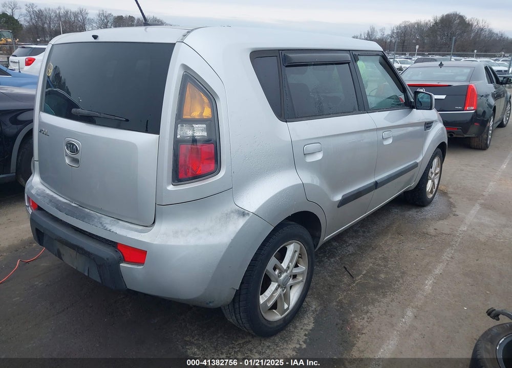 2010 KIA SOUL VIN: KNDJT2A26A7703523