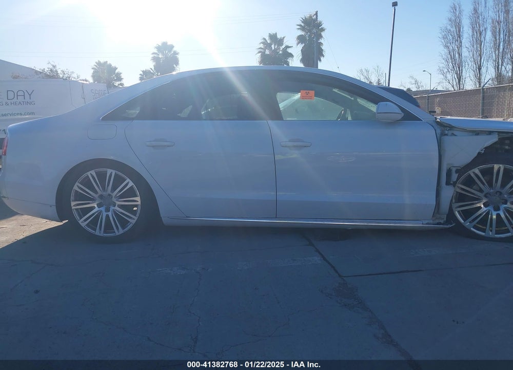 2014 AUDI A8 VIN: WAUAGAFD6EN005176