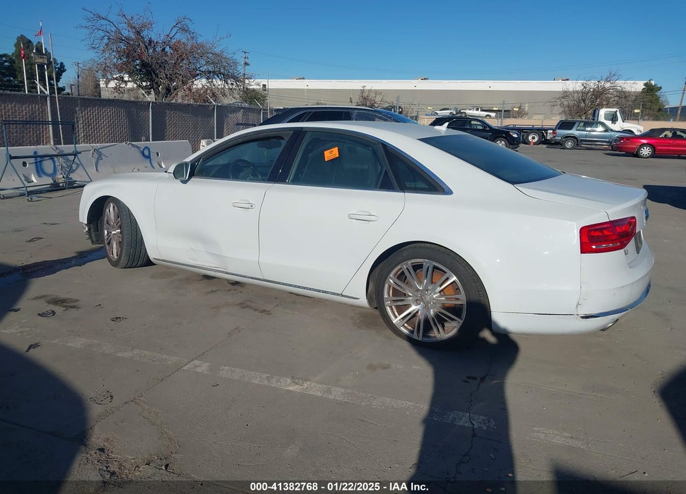 2014 AUDI A8 VIN: WAUAGAFD6EN005176