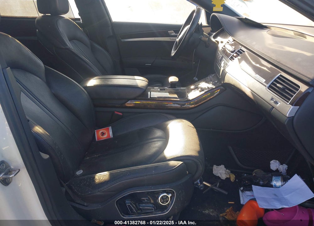 2014 AUDI A8 VIN: WAUAGAFD6EN005176
