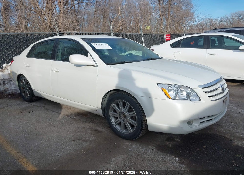 2005 TOYOTA AVALON TOURING VIN: 4T1BK36B45U032586