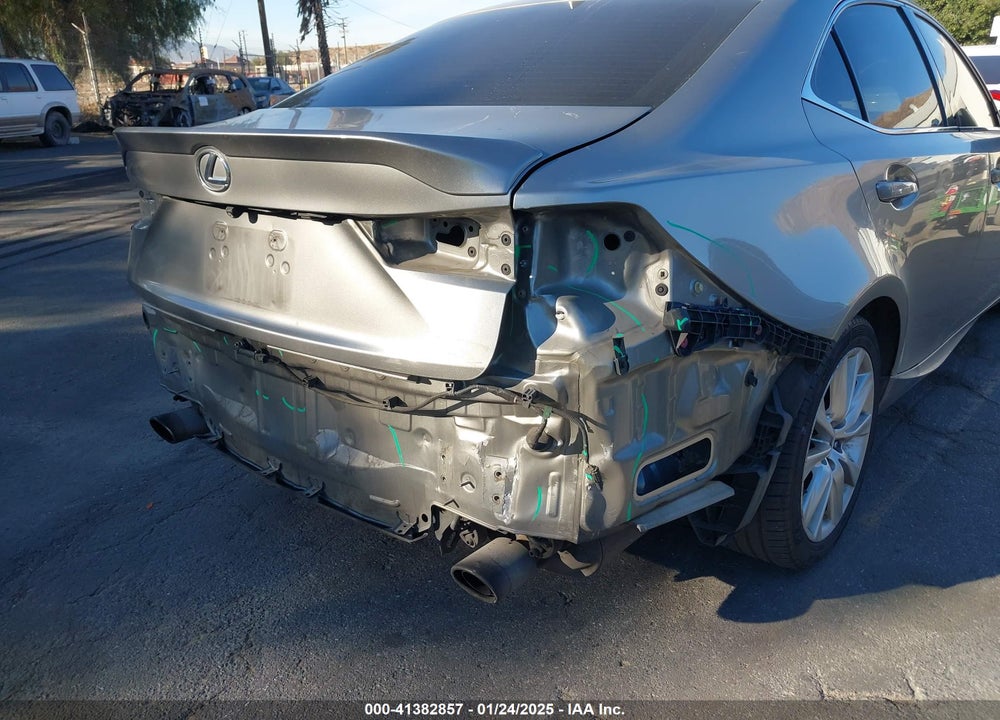 2015 LEXUS IS 250 VIN: JTHBF1D28F5057839